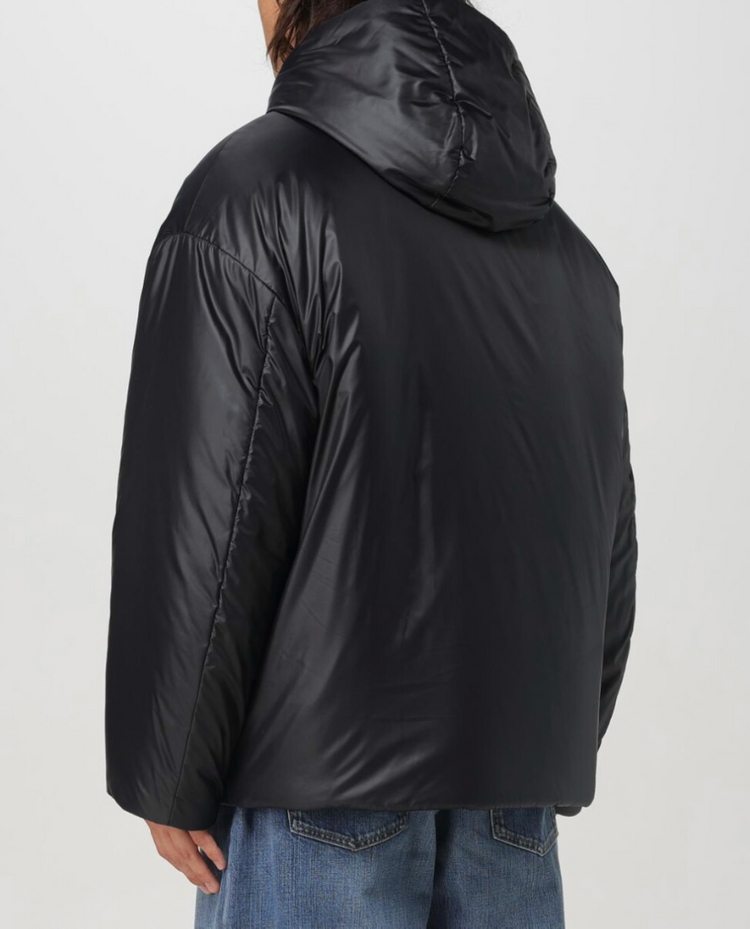 [새제품] 발렌티노 V로고 패딩 105--1