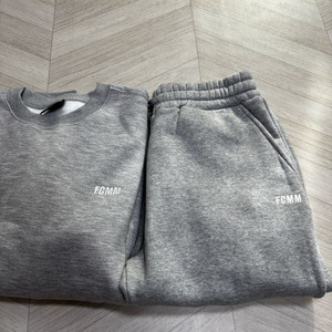 FCMM 세트(상 M,하 L) 이미지