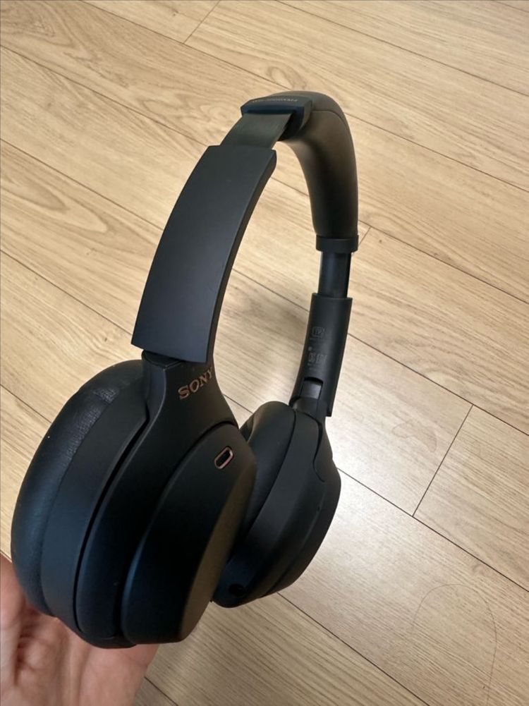 소니 SONY WH-1000XM4 노이즈캔슬링 블루투스 무선 헤드폰--3