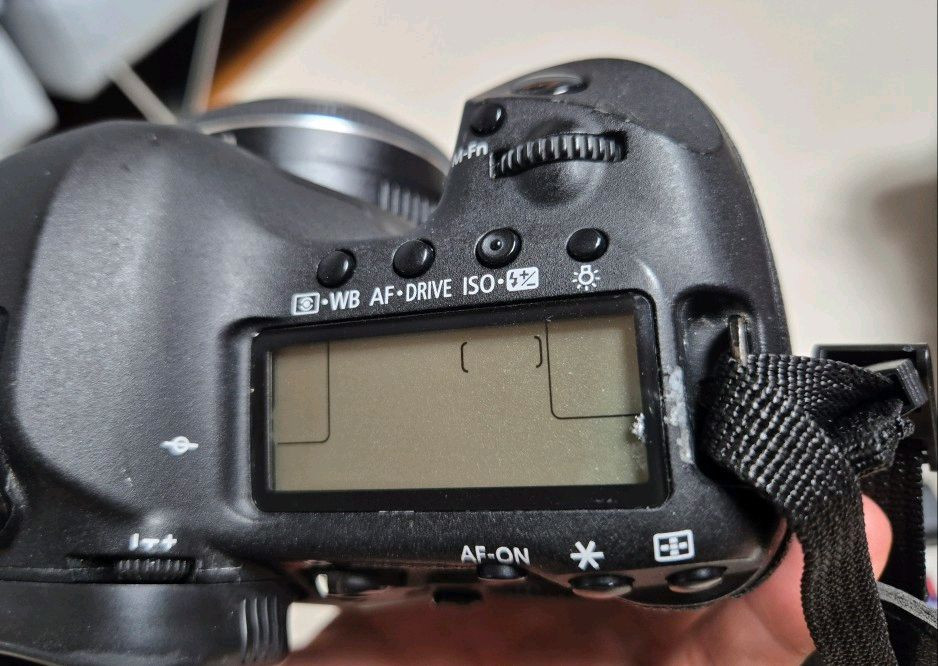 캐논 5D Mark3 + EF40mm F2.8--6