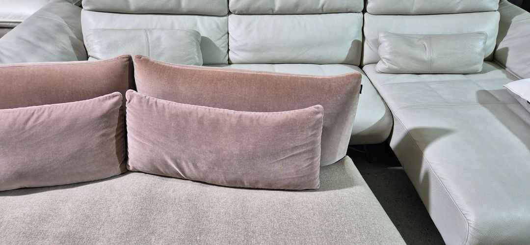 알로소 케렌시아 패브릭 2인 소파(부클레원단)--6