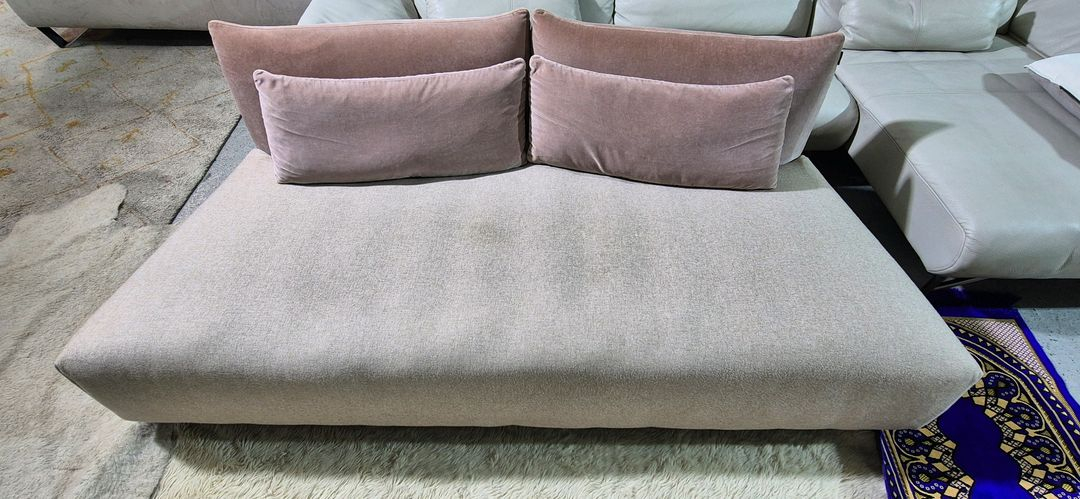 알로소 케렌시아 패브릭 2인 소파(부클레원단)--7