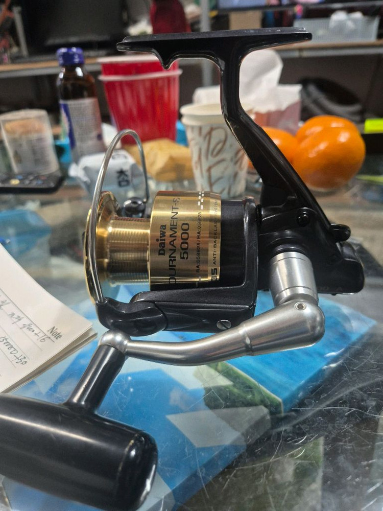 투어넘버 5000 스피닝 릴--1