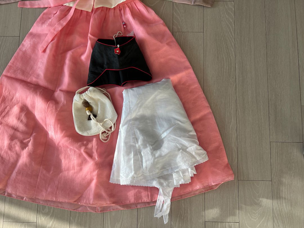 여아한복 6호(속치마,조바위,노리개 등 포함) 이미지