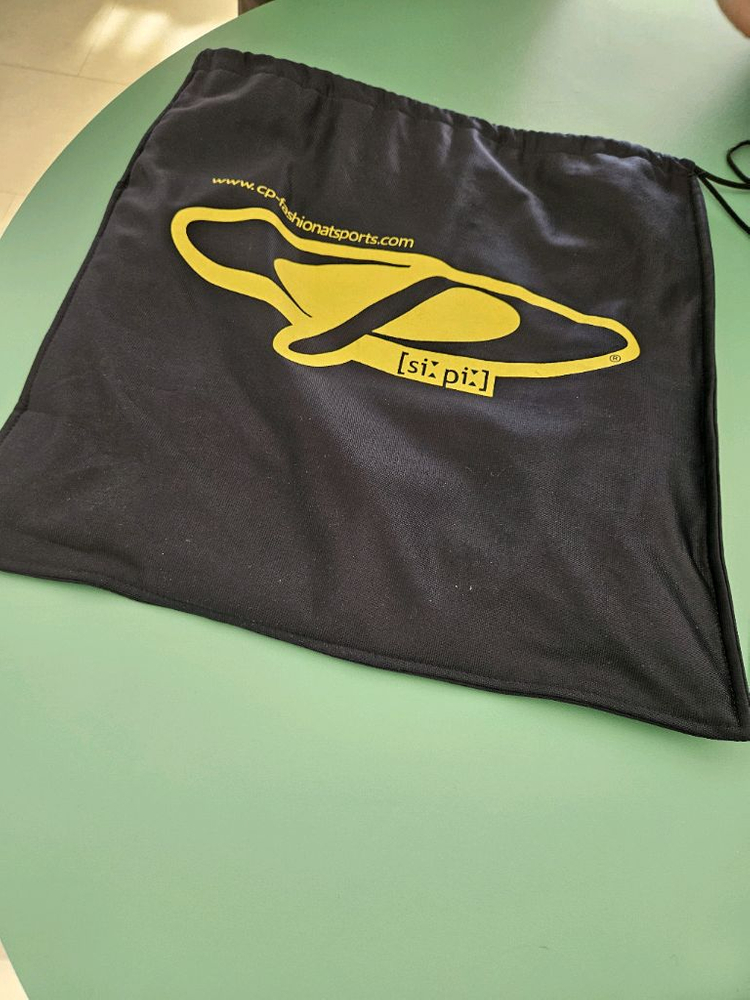 아동용 스키 헬멧 이미지