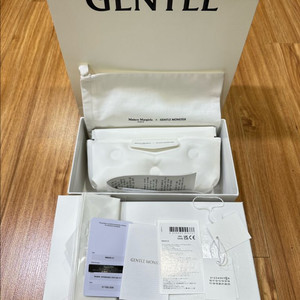 젠틀 몬스터 x 메종 마르지엘라 MM205 블랙 그레이 이미지