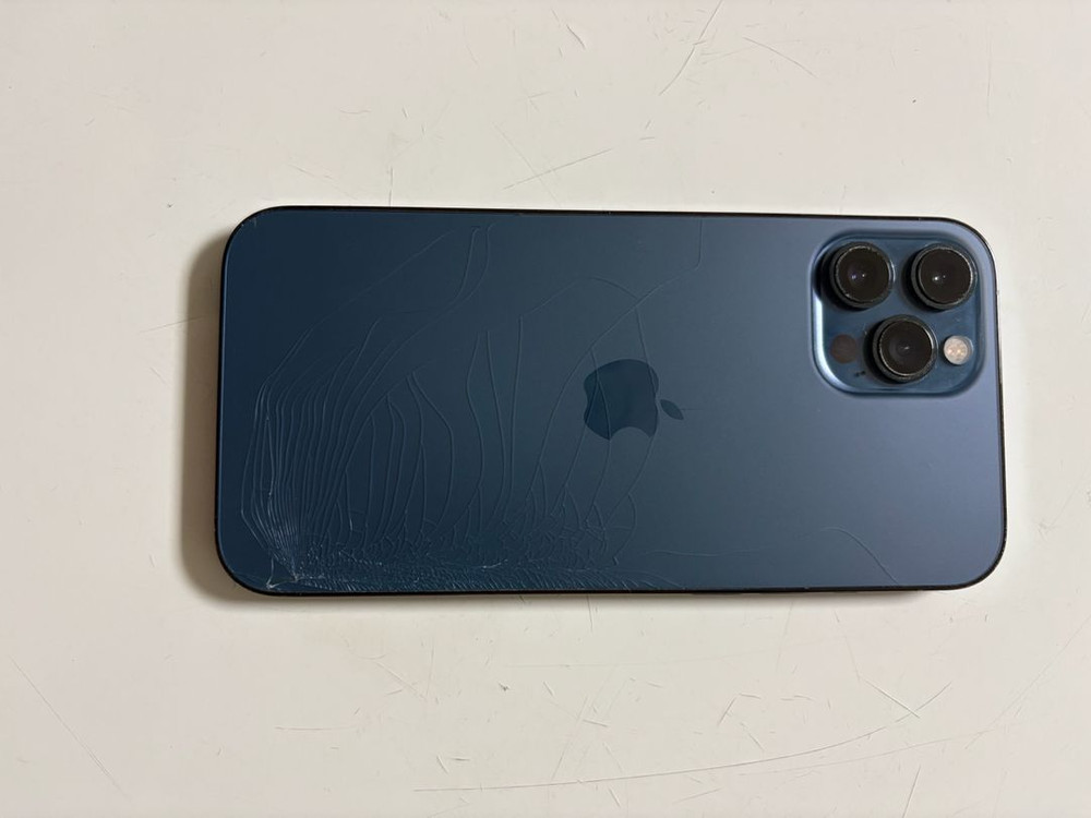 아이폰 12pro max 128기가 팝니다--5