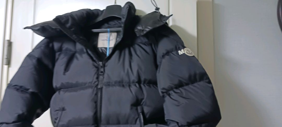 몽 클 레 어 패딩 점퍼 이미지