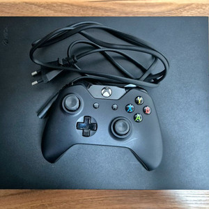 Xbox One X 1TB 콘솔 + 컨트롤러