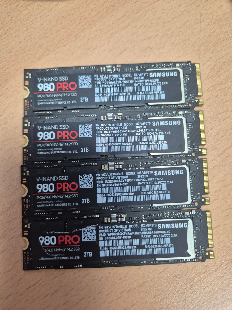 삼성 NVMe SSD 980 PRO 2TB 4개 세트 이미지