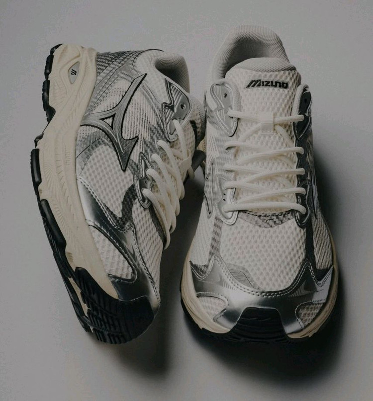 미즈노 런닝화 레이서 v2 런닝화 D1GH250606--1