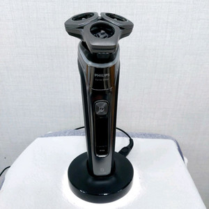 필립스 SkinIQ 9000 시리즈 전기면도기 (S9987)