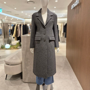 택새상품_60만원] 온앤온 단종 모100 여성코트 (55 1점)