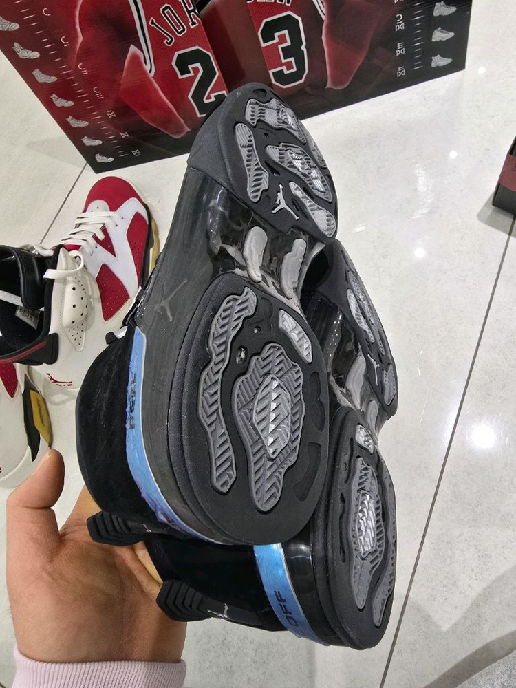 조던 카운트다운 팩 6중고+17NEW 280 6 카마인 17 올블랙 이미지