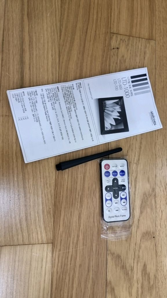 [새제품]유니콘 슬림형 디지털액자 LTD-1000--5