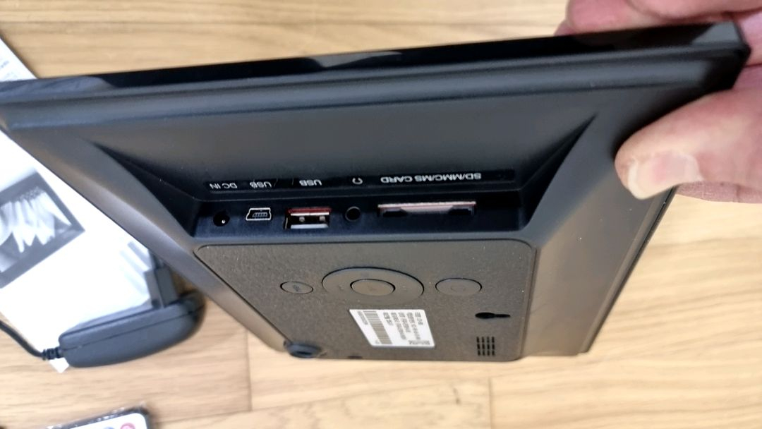 [새제품]유니콘 슬림형 디지털액자 LTD-1000--6