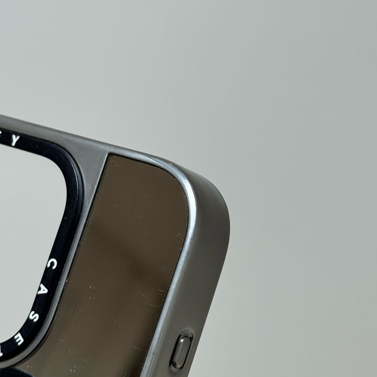 케이스티파이 WRAPPED IN A BOW 아이폰 15 Pro 미러 케이스--3