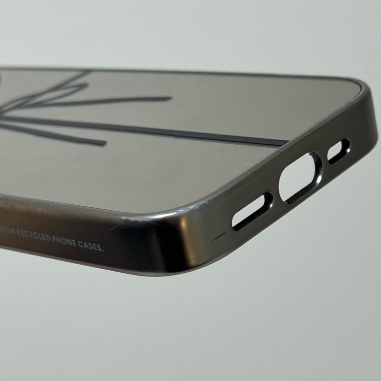 케이스티파이 WRAPPED IN A BOW 아이폰 15 Pro 미러 케이스--5