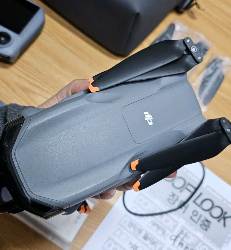 DJI Air3s 플라이모어 콤보 RC2 세트--3