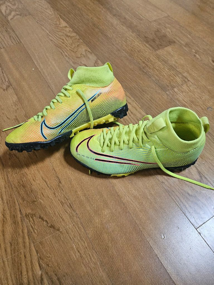 나이키 머큐리얼 슈퍼플라이 7 풋살화 축구화 사이즈220 이미지