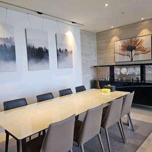 몰테니앤씨 다이아몬드 식탁