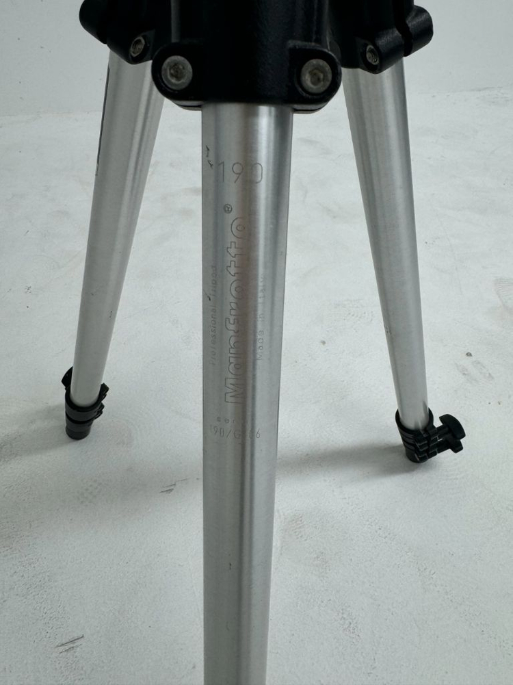 맨프로토 삼각대 190 + 141rc 헤드 / 유압식 비디오 삼각대--1