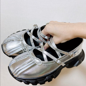 타크트로이메 플랫폼 메리제인 스니커즈 235 (230추천) 이미지