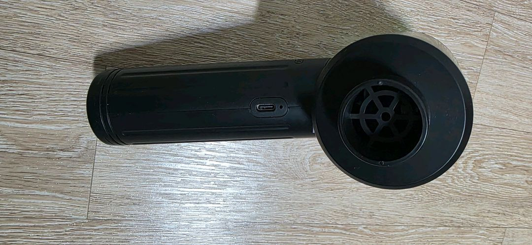 무선핸디청소기--1