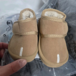 후기좋은 털신발 아기 부츠 패딩 겨울신발 유아 방한 털신 새상품