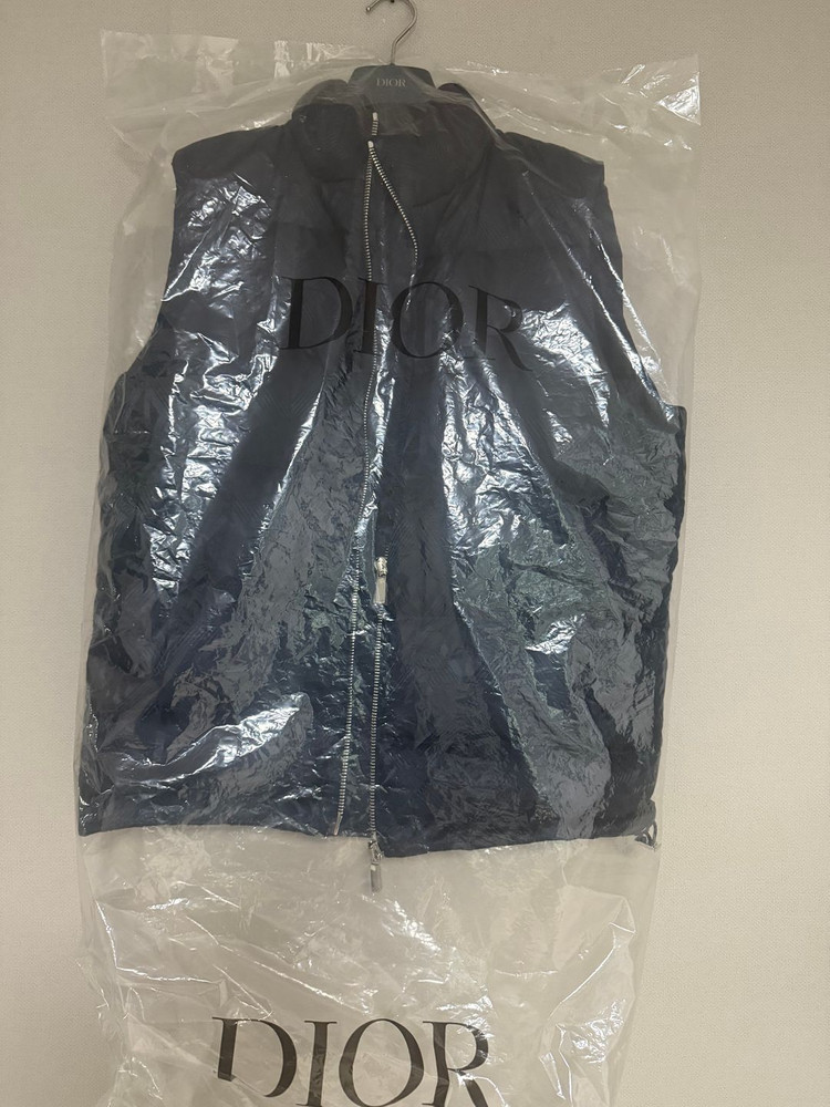 백화점 정품 새상품 디올 남성 패딩조끼 48 이미지