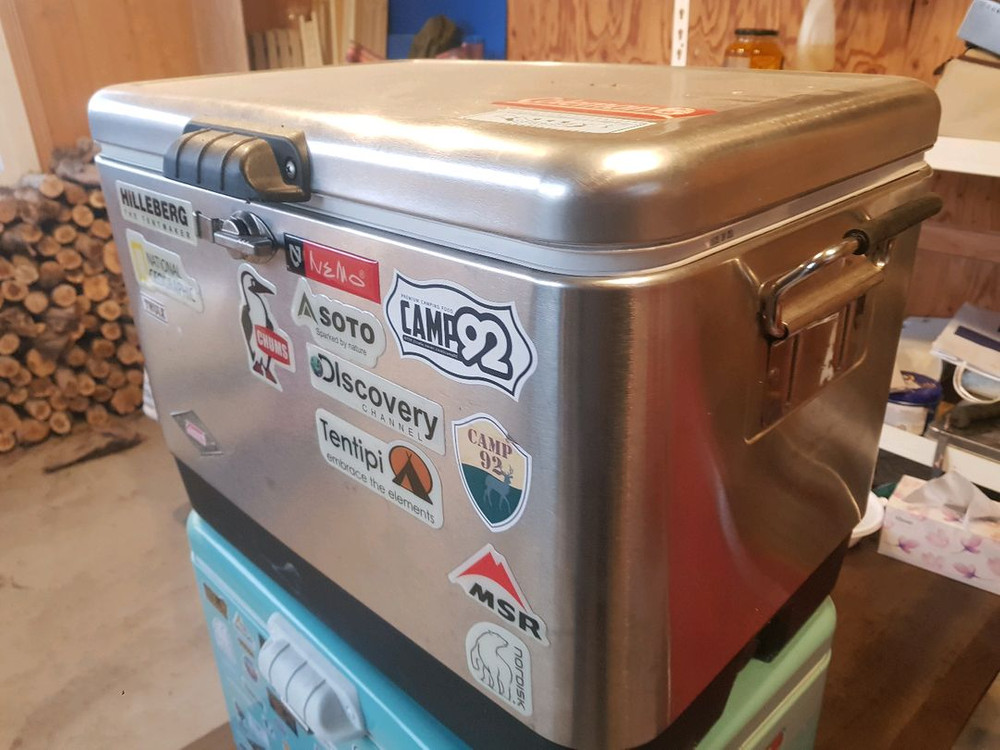 콜맨 스틸 54쿼터 아이스박스--2