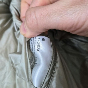 룰루레몬 페더웨이트 26년구매 Raw Linen 칼라 M사이즈