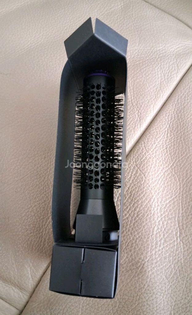 정품 다이슨 에어랩 스몰 라운드 볼륨 브러시--4