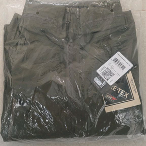 아크테릭스 리프 알파 자켓 Gen2.2 레인저그린색상 m사이즈비닐