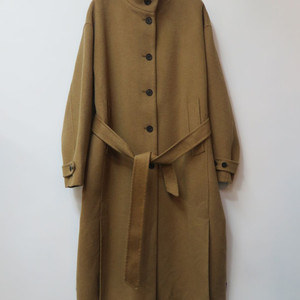 스튜디오 톰보이 하이넥 핸드메이드 롱코트