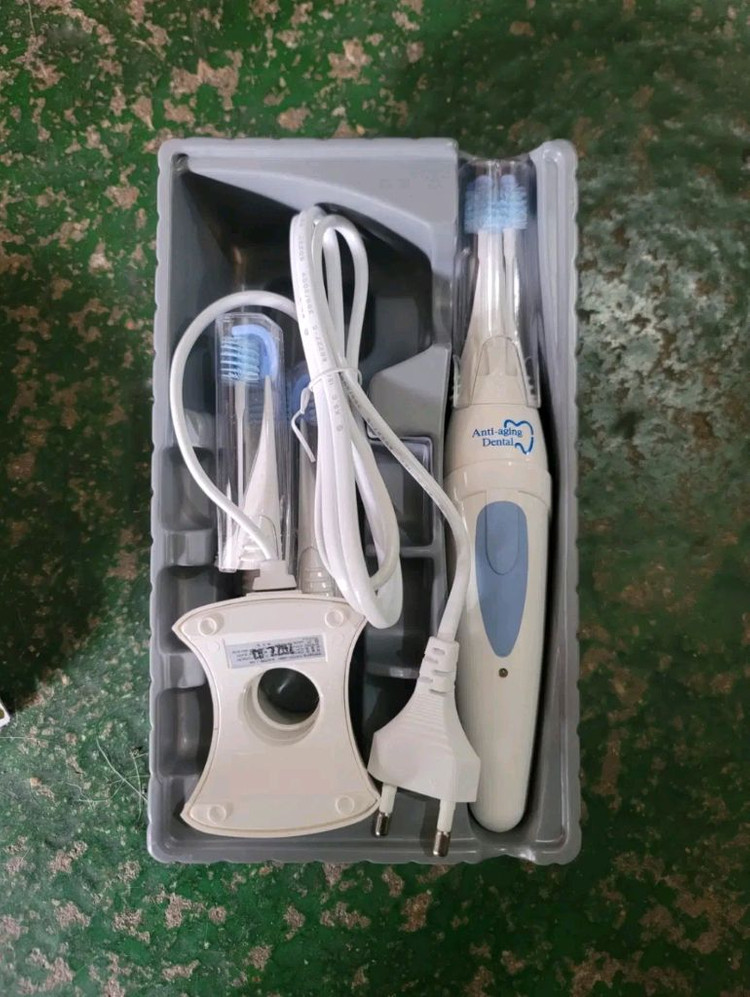 안티에이징 전동칫솔(새제품)--2