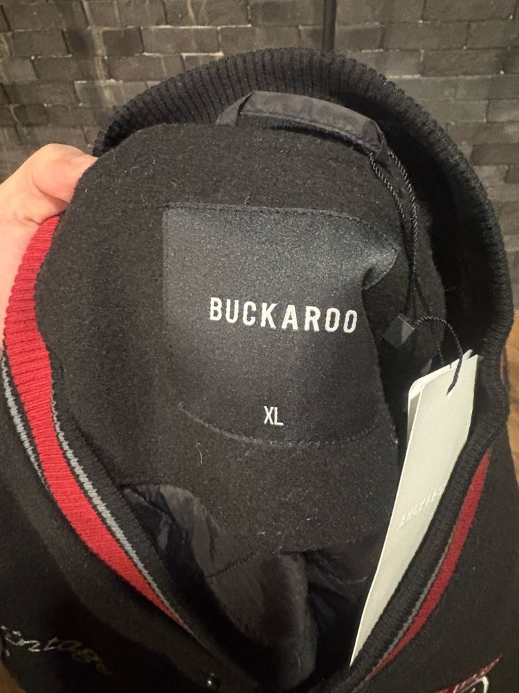 [새상품/XL] 버커루 남성 야구점퍼--5