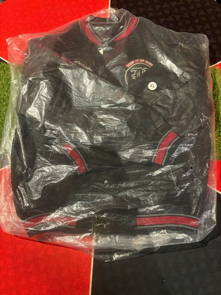 [새상품/XL] 버커루 남성 야구점퍼--6