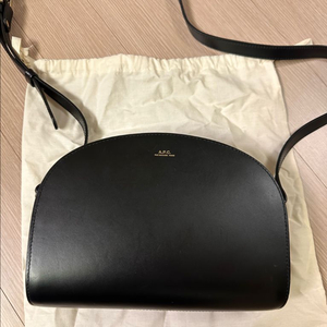 아페쎄 하프문백 블랙