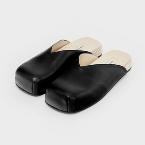 킨더살몬 레나 스퀘어 플랫 블랙 뮬 230