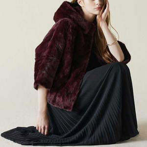 유로 컬렉션 버건디 천연 밍크 후드 모피 자켓