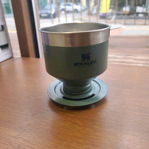 스탠리 캠핑 커피 핸드드립 드리퍼