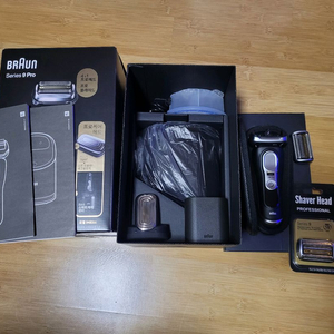 브라운 Series 9 Pro 전기면도기 스킨케어 세트 + 추가면도날