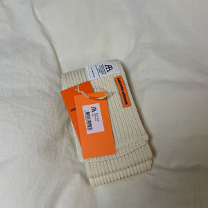 안데르센 안데르센 숏 머플러 off white