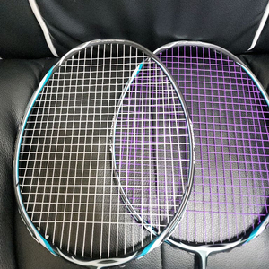 레드썬 배드민턴라켓 AT06 4U 특A급 1자루, B급 1자루