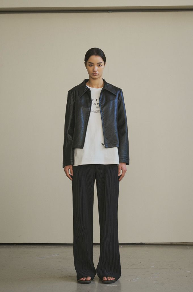 시야쥬 SIYAZU 크롭 레더 자켓 블랙--2