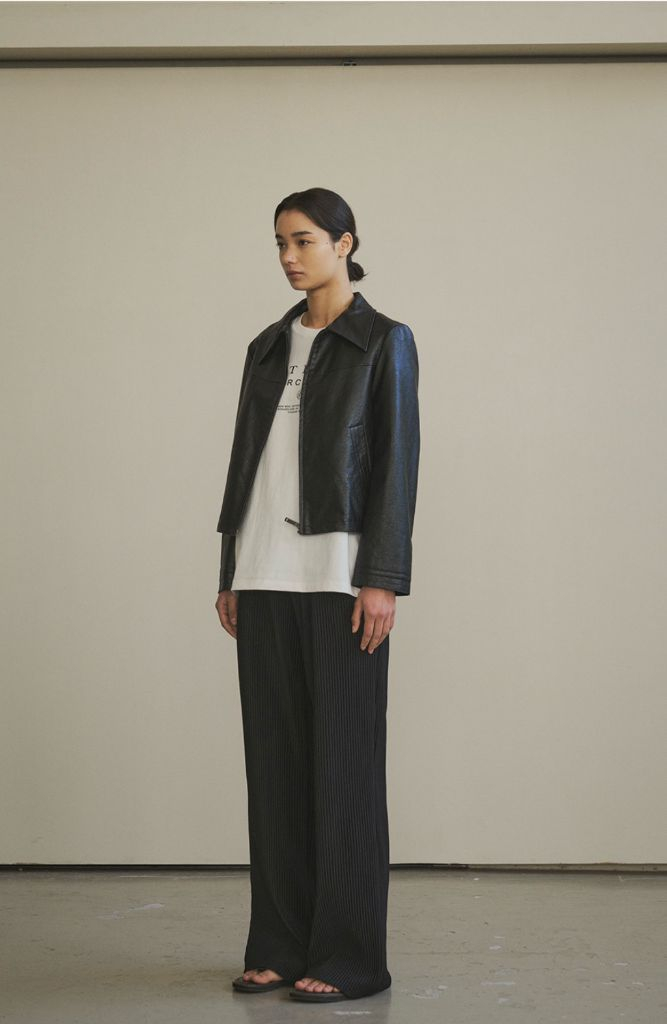 시야쥬 SIYAZU 크롭 레더 자켓 블랙--3