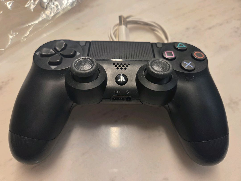 플스4 프로 1TB (7218b) 커펌 12.5--6