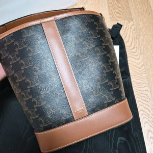 셀린느 버킷백 스몰 이미지