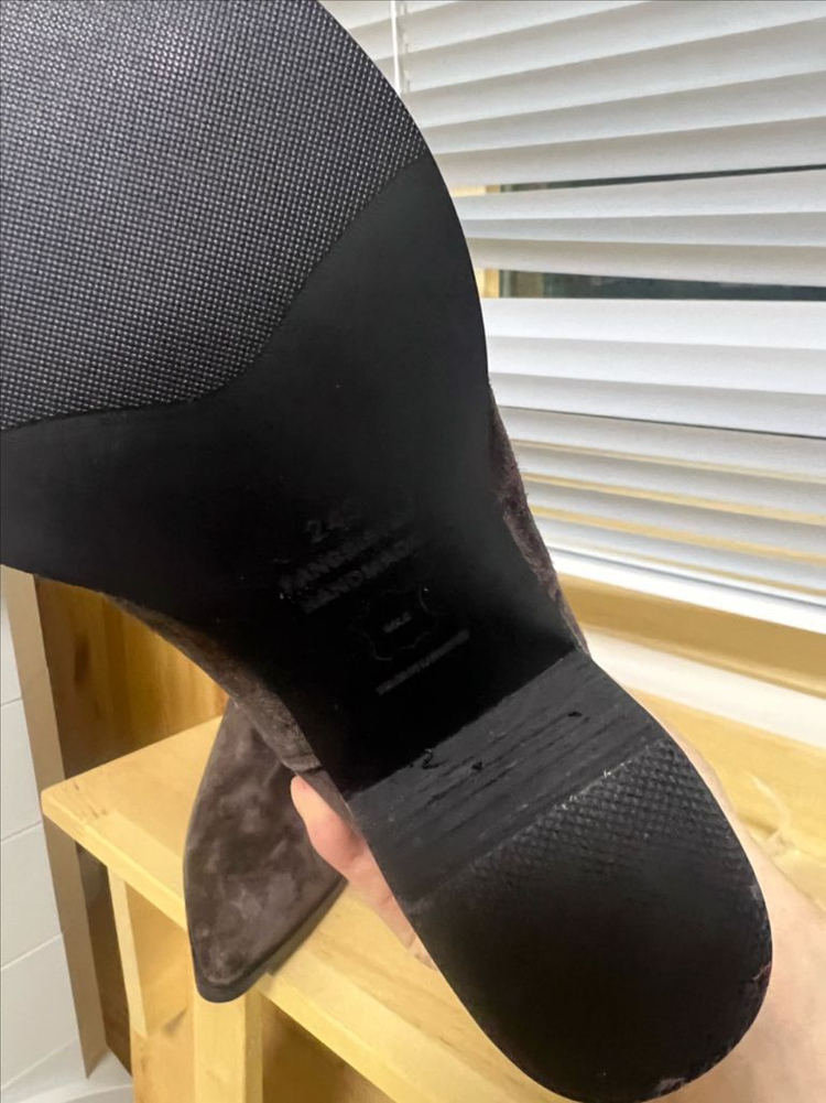 (새상품)강자매 스웨이드첼시부츠240--1